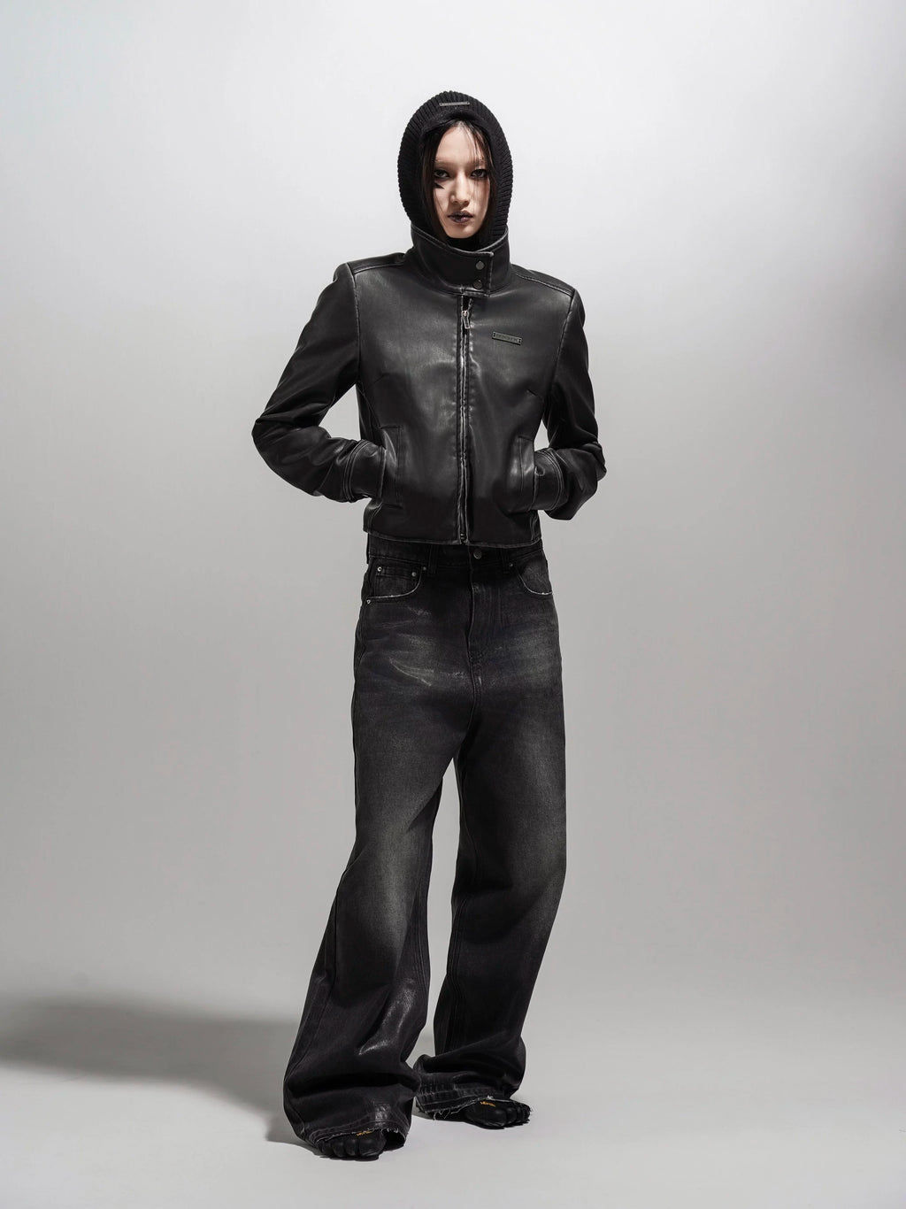 Wcoumq | Retro Washed Leather Motorcycle Jacket – Women’s Slim Fit Short Coat with Shoulder Pads for Fall & Winter