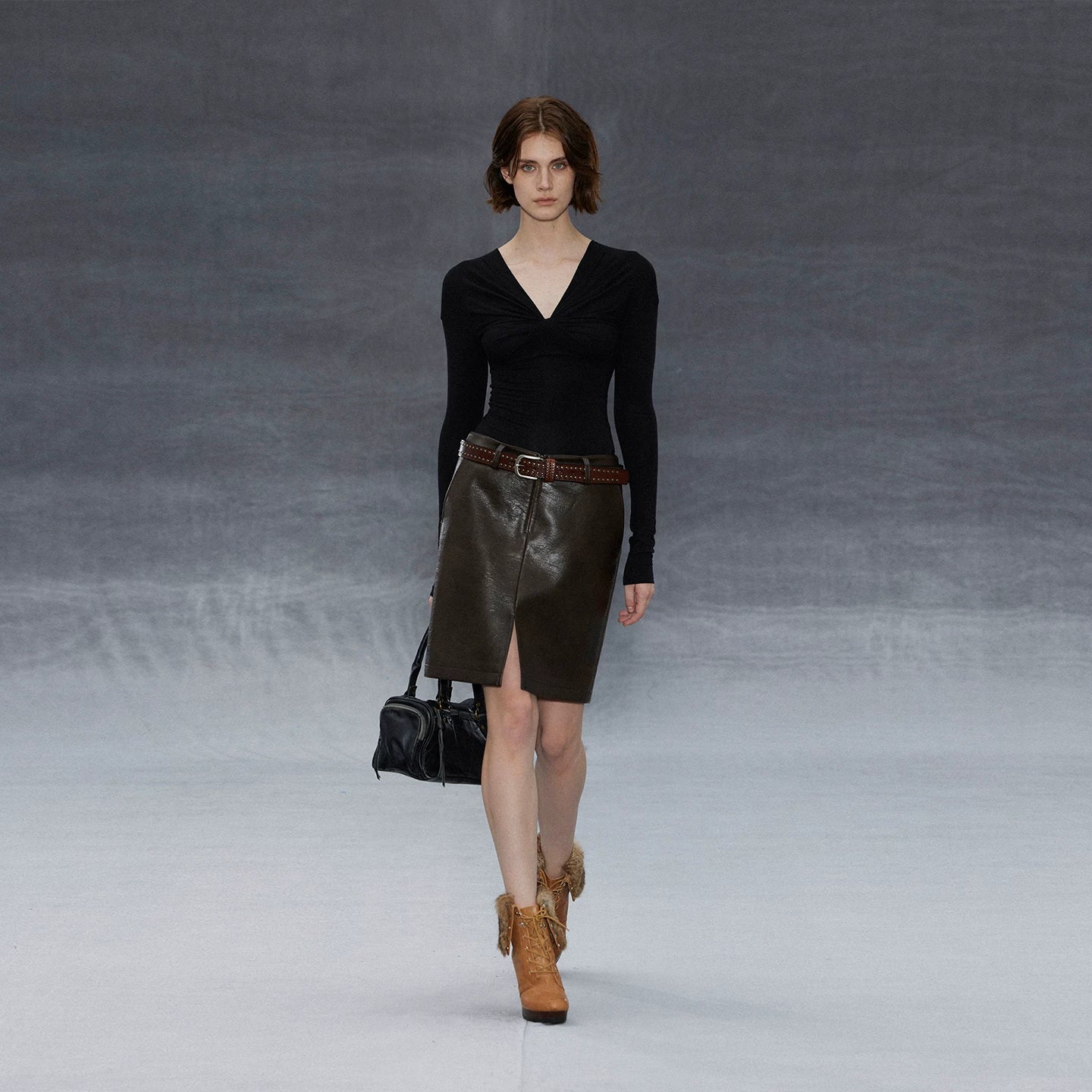 Wcoumq | V-Neck Pleated Slim Knitted Pullover Top for Women – Casual Touch Series Slim-Fit Knitwear