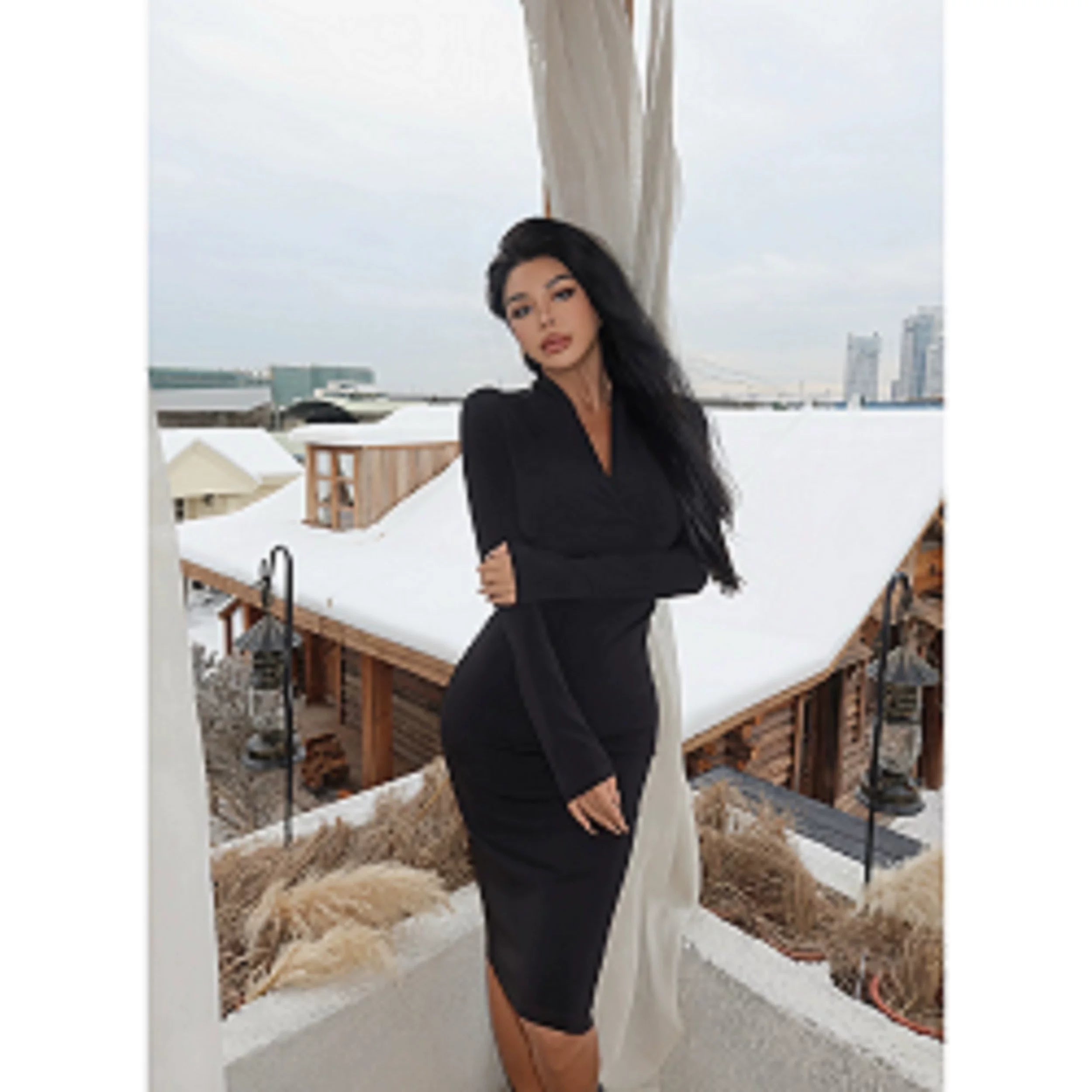 Wcoumq | V-Neck Long-Sleeve Maxi Dress with Slim Waist and Pleated Hip Design
